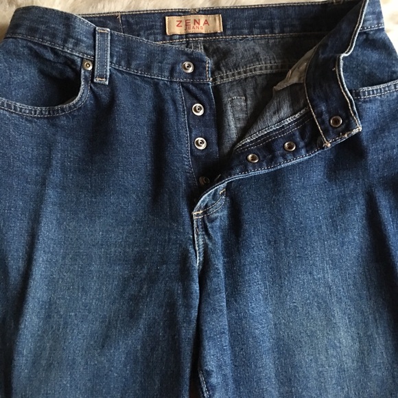 Zena-Vintage 4 Button Fly Jeans - Picture 4 of 8